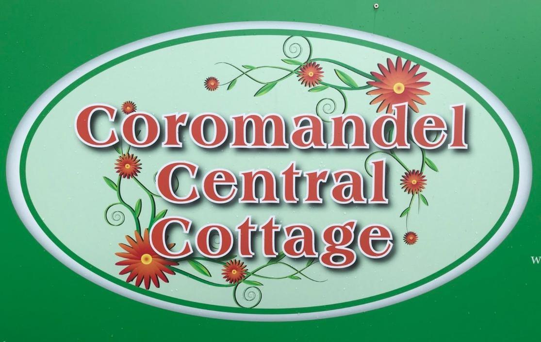 Coromandel Central Cottage Luxury W Spa Exteriör bild